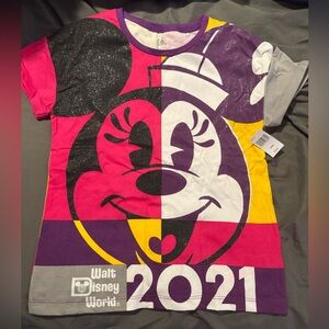 NWT WDW 2021 Minnie Mouse/Castle shirt